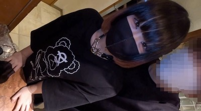 FC2-PPV-4678453 黃金周折扣。梅的第四部作品！ ！她穿著可愛、休閒的衣服，就像漫畫裡的角色一樣。她已經洗過澡並且睡眠不足，但她仍然進行了一些業餘性行為！ ！還有 creampie