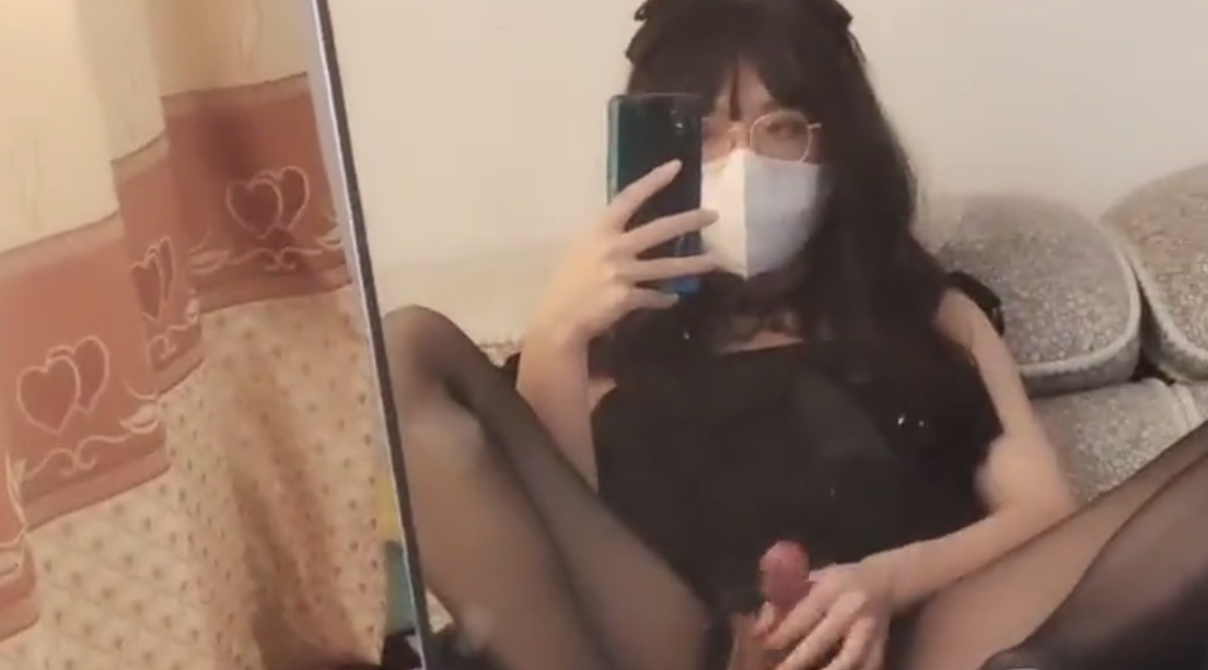 【伪娘】推特然然开学了好久不能女装呜呜， 手冲放送一下吧 哥哥们转转推吧