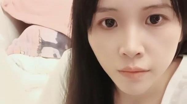 【柔弱的柒柒】清纯G奶学生妹_极品美乳各种道具自慰抽插