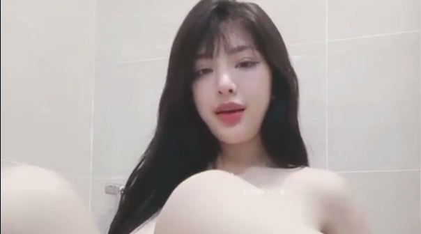 【大啵啵】G奶尤物御姐!_天然美乳乳浪翻涌裸舞晃晕道具自慰爽死啦