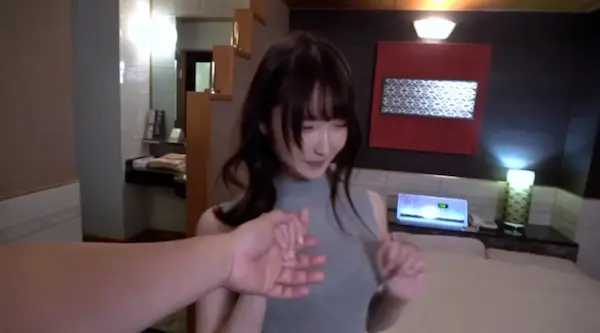 FC2-PPV-4082215 21岁 数学实习老师。纤细的身躯整个姿势颤抖颤抖，被最深的中出弄得眼花缭乱的感觉真好。