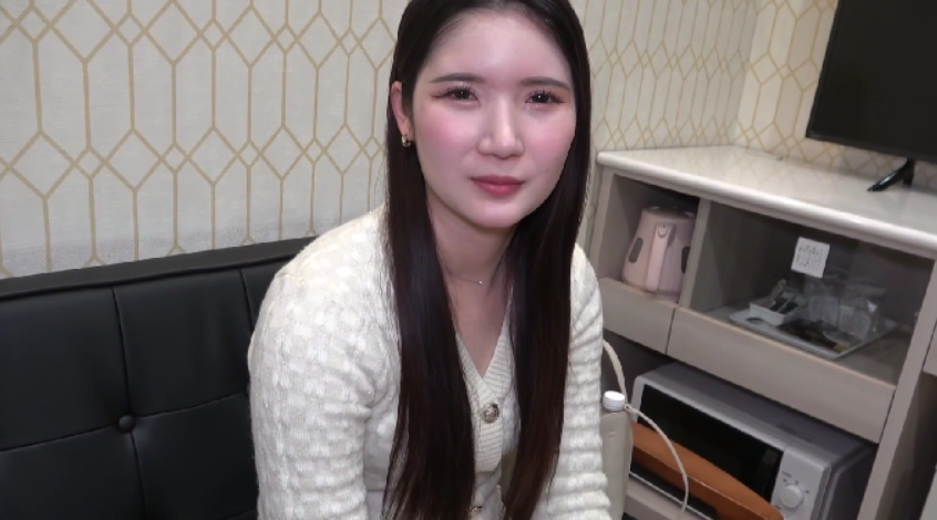 FC2 PPV 4827535【无码】 【170㎝以上の高身長】『あぁっ…イッちゃう…』お嬢様エリート美女が客とまさかの禁断営業！羽目を外したガンギマり本能剥き出し中出しSEXしている淫らな蜜月の特別映像！