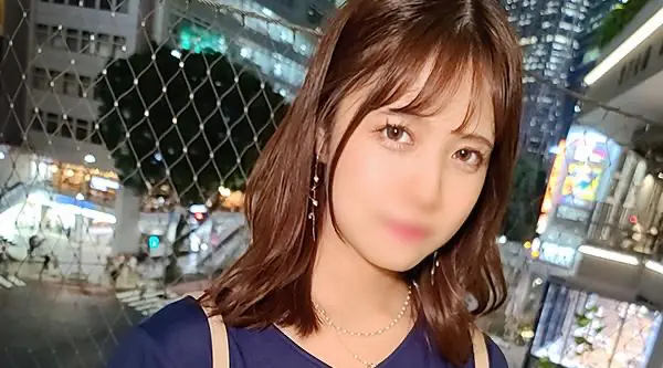 FC2-4027543 【顶球/奇怪事件】神风队粉丝G杯周朝姐姐爱聂26岁