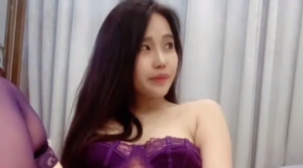 【甜奶昔】大奶子校花女神！白虎馒头一线天_2