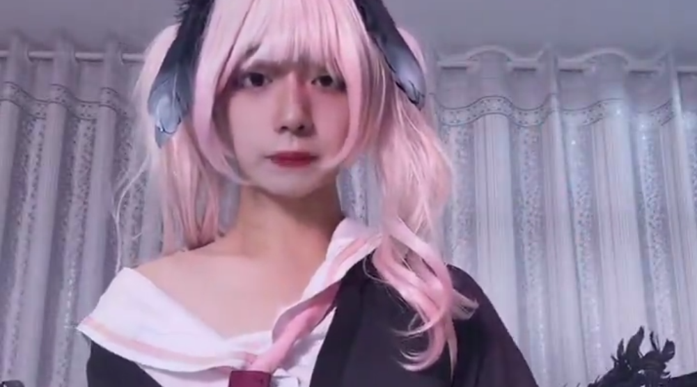 【伪娘】推特@Catopreithon_89久奈cos魔女？