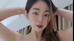 国产直播.高颜值女神盲盒系列-清野_这化妆加特效的都认不出来