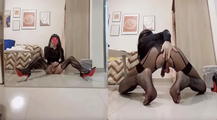 Sasa客户定制视频流出 这魔鬼身材拥有完美比例 高跟鞋黑丝自慰