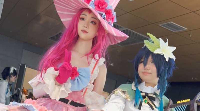 KFC最新抄底偷拍 各种短裙丝袜小姐姐应接不暇 各种类型蕾丝情趣内裤太好看了！