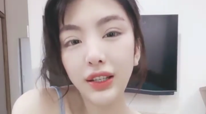 国产直播.高颜值女神盲盒系列-大啵啵_西瓜那么大的奶子_这丫的来个乳交还不得爽上天