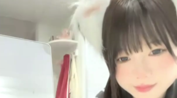 国产直播.高颜值女神盲盒系列-吃一口小布丁_00后小姐姐嫩的出水_5