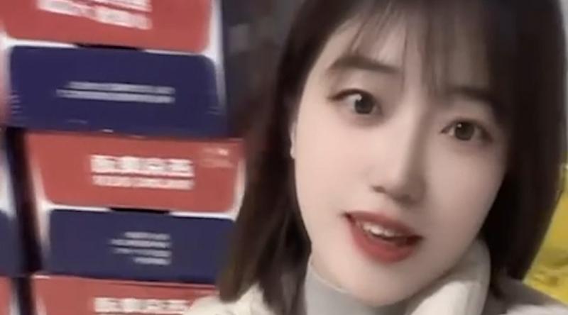 山西河津 已婚人妻少妇 酒店出轨炮友性爱视频流出 无套后入性感肥臀 呻吟声骚到爆！