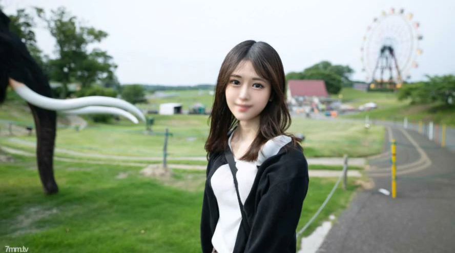 fc2-ppv 3079302 【无码流出】电影风格！漂亮的瘀伤和可爱的偶像脸美