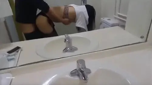 高跟制服美女 几天不见变大了 我不想戴套套 啊啊受不了我站不住了 骚货穿着裤里丝内内不穿就来约会