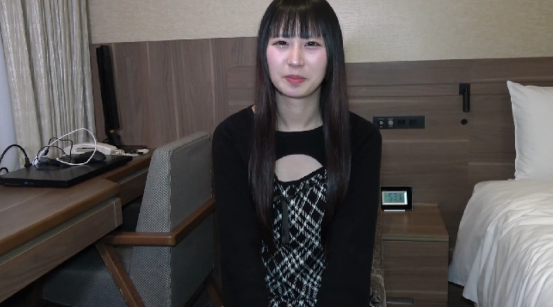 FC2 PPV 4838166【无码】清楚系黒髪美女！ウルウルのお目目でずっと上目使いのフェラが可愛過ぎ！前髪パッツン！こんなに可愛いのに少し変態にゴックン 中だし ※特典高画質