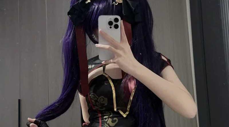 快手小萝莉 鸭鸭 约炮视频流出 合租房里被精神小伙扛双腿猛操 浑然不知男室友全程偷拍！